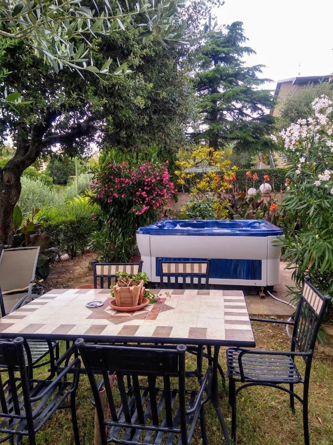 Villa Fe -Choose Panoramic View, Jacuzzi, Private Parking Montepulciano Exterior photo