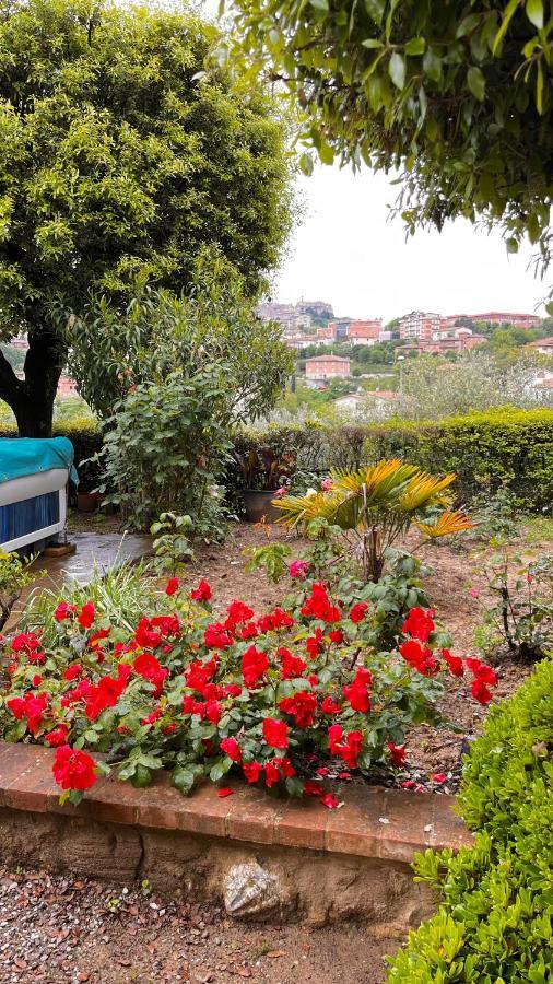 Villa Fe -Choose Panoramic View, Jacuzzi, Private Parking Montepulciano Exterior photo